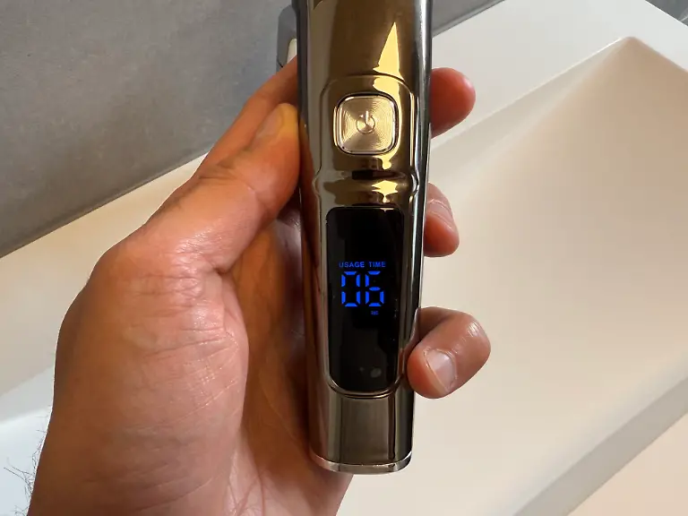 epi_1012880978_RTL_IN KOELN_FNG33064-8_Barttrimmer Affiliat